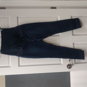 Levi's Maternity Jeans